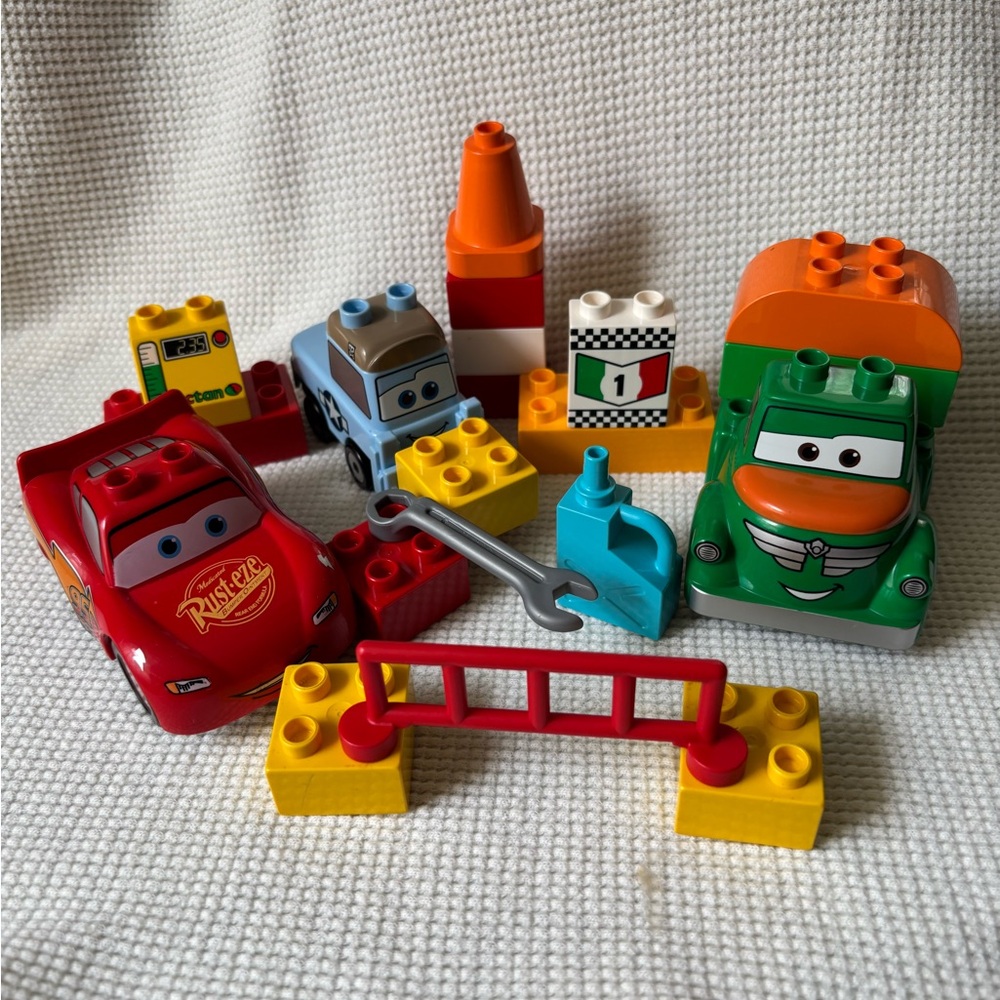 Lego duplo Disney Planes Chug Sparks McQueen Gas  wrench cone lot